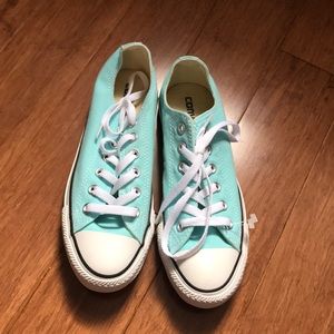 Light blue converse